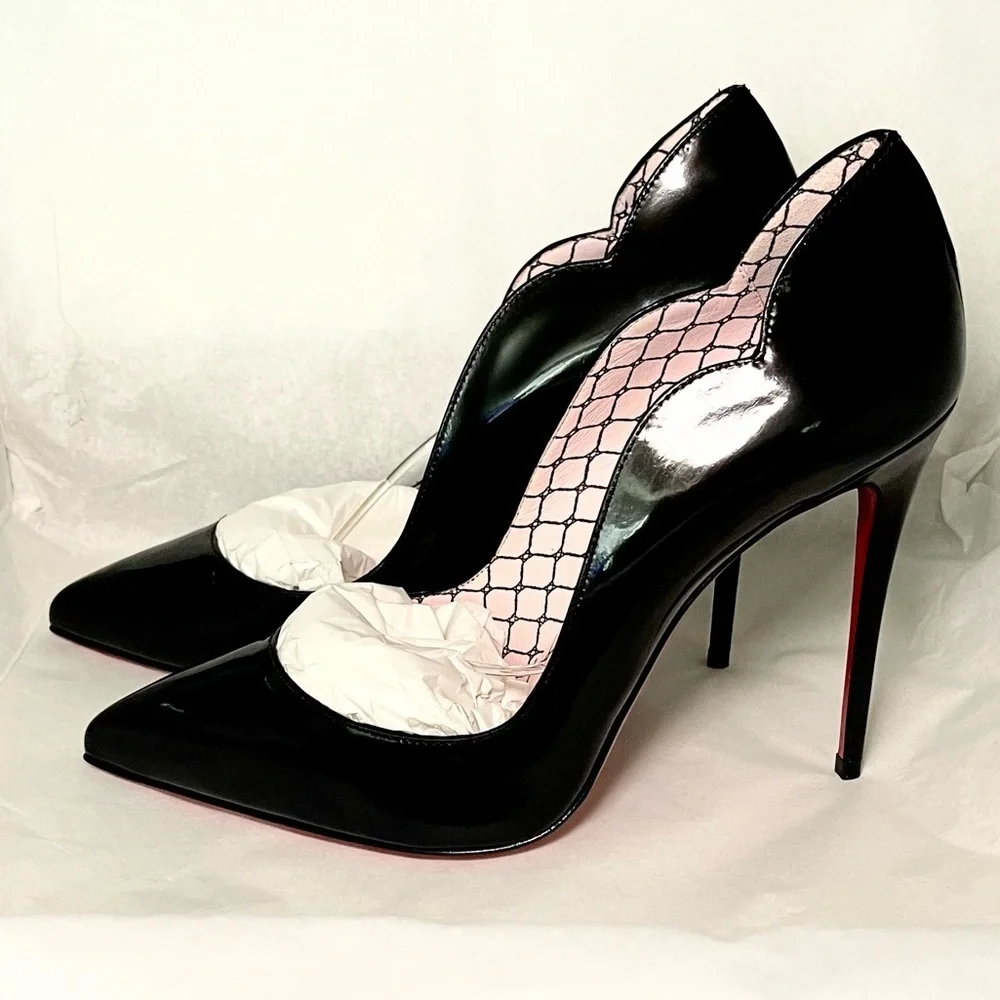 Christian Louboutin HotChick 100mm. Black patent Lin Resille edition. EU38